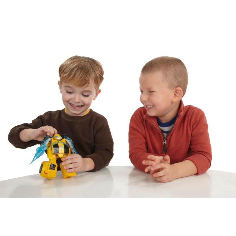 Бамблби с оружием "боты спасатели" от Hasbro