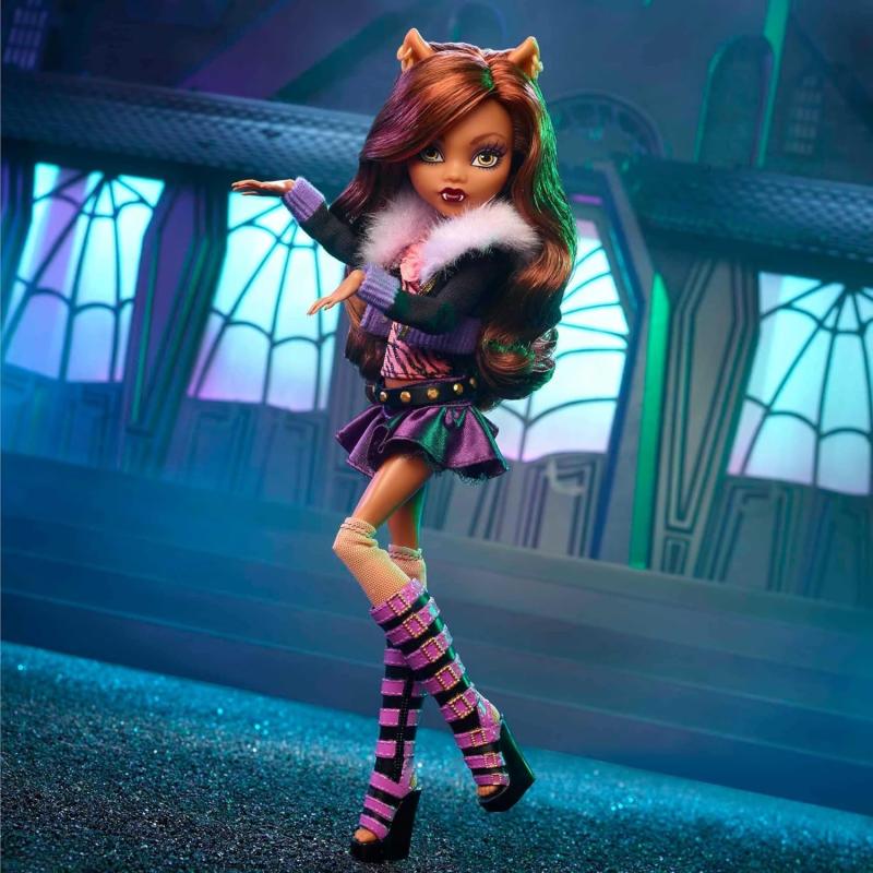 Клодин Вульф базовая (репродукция 2025г.) с питомцем от Mattel