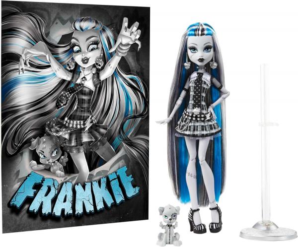 Фрэнки Штейн с питомцем "Reel Drama" (2025г.) от Mattel