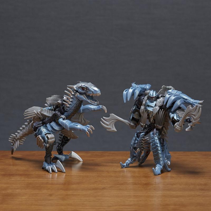 Динобот Слеш с оружием по фильму "последний рыцарь" (12 см.) от Hasbro