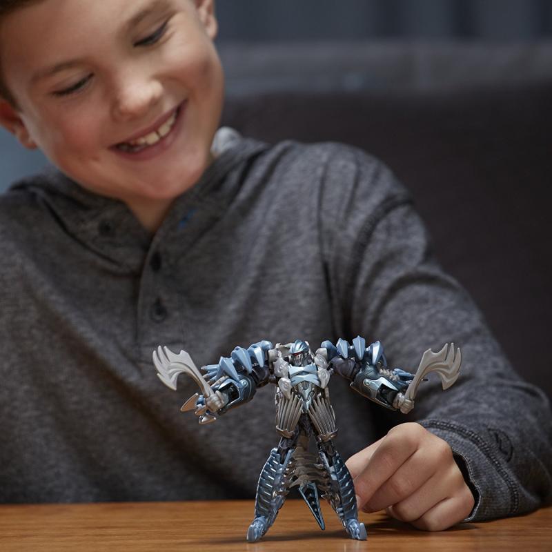 Динобот Слеш с оружием по фильму "последний рыцарь" (12 см.) от Hasbro