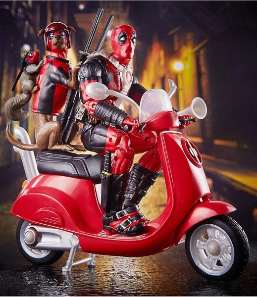ДедПул со скутером, собачкой, белочкой и оружием (15.5 см.) от Hasbro