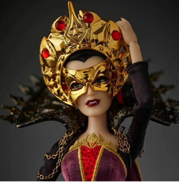 Злая Королева / Evil Queen. Коллекция "маскарад" от Дисней.