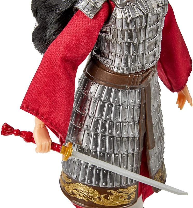Мулан и Ксианианг с аксессуарами от Hasbro