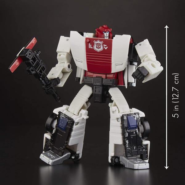 Ред Алёрт с оружием "война за Кибертрон" / SIEGE (около 13 см.) от Hasbro/Takara